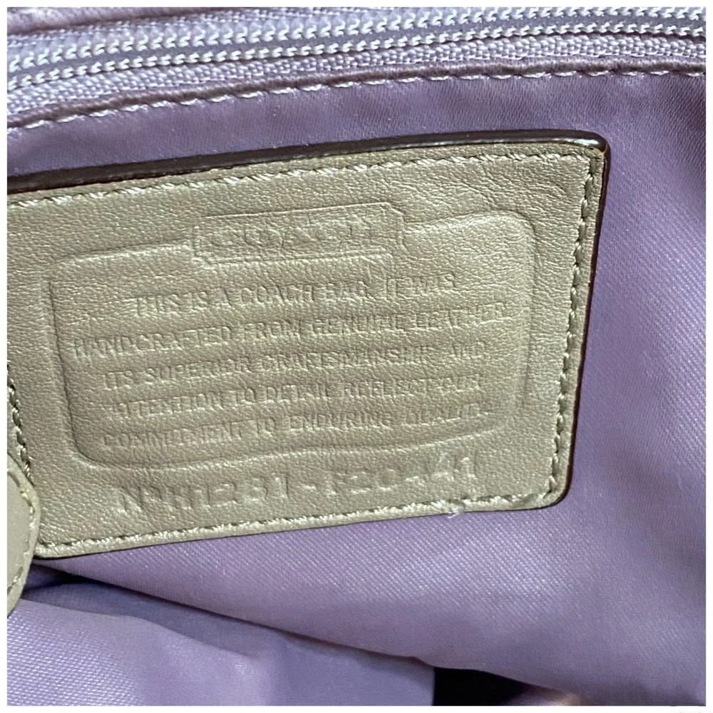 VINTAGE COACH POPPY METALLIC GOLD CHAMPAGNE LEATHER LARGE SHOULDER BAG - Picture 8 of 16